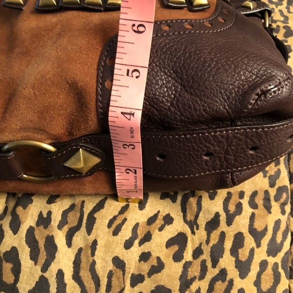 Micheal Kors size X- large brown suede bag brass studded leather fringe - Picture 10 of 16